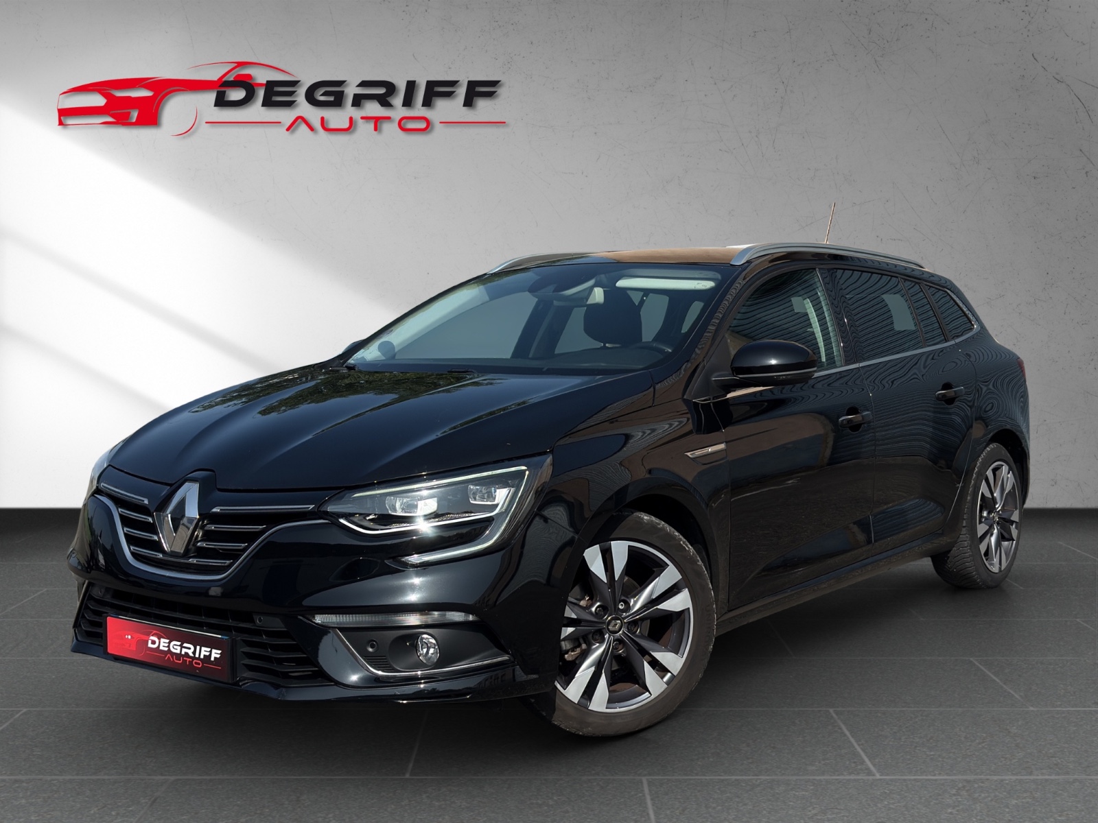 RENAULT MEGANE IV ESTATE TCe 140 EDC FAP Intens