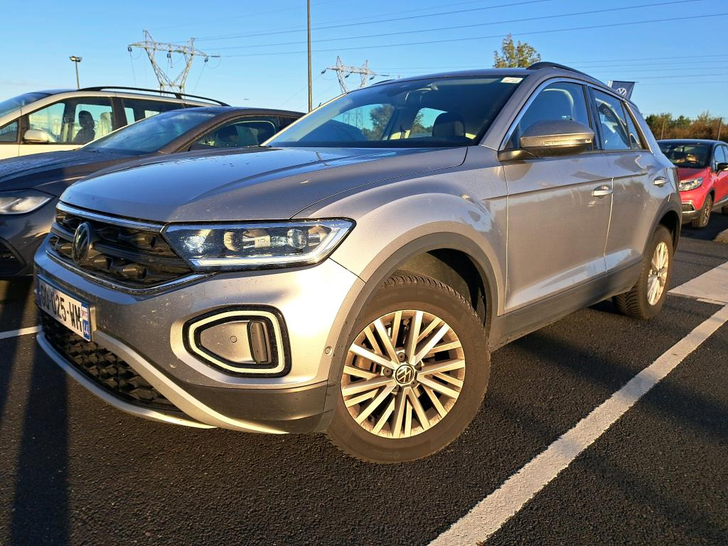 Volkswagen T-Roc 2023 détail du véhicule