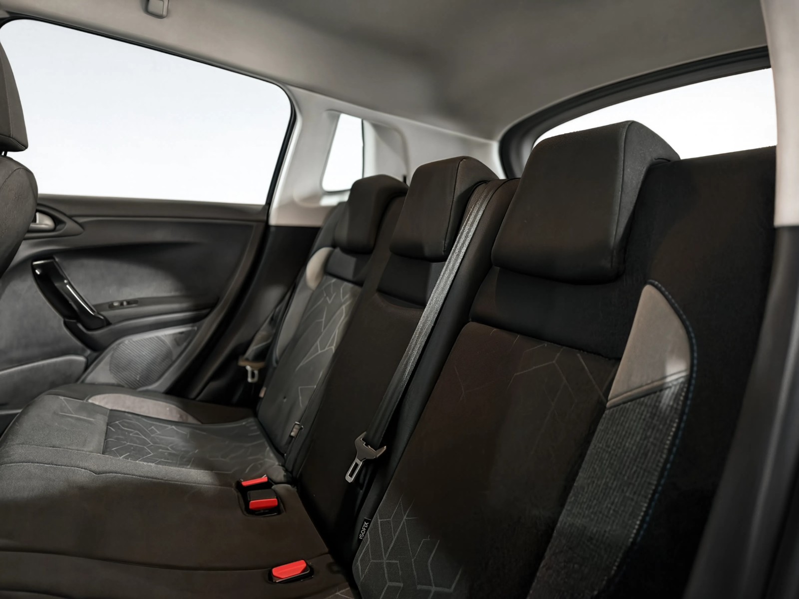 Peugeot 2008 2019 photo 15