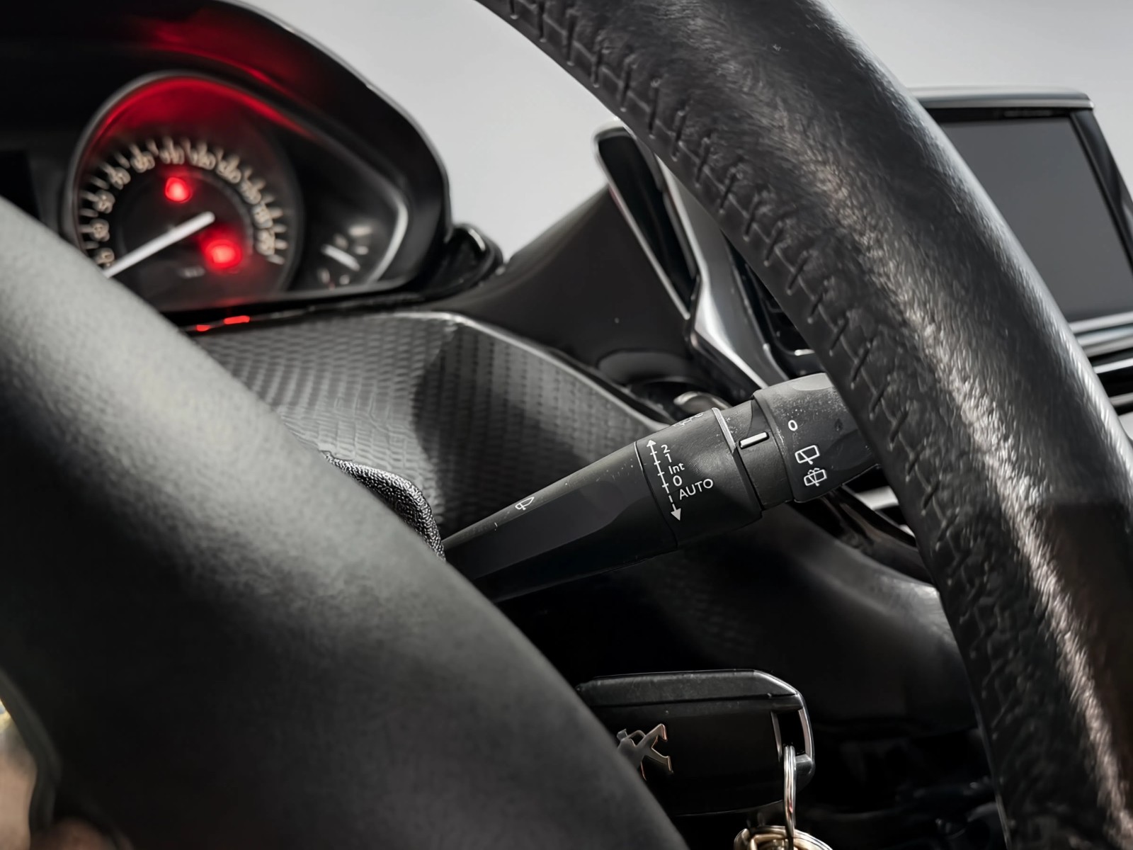 Peugeot 2008 2019 photo 11