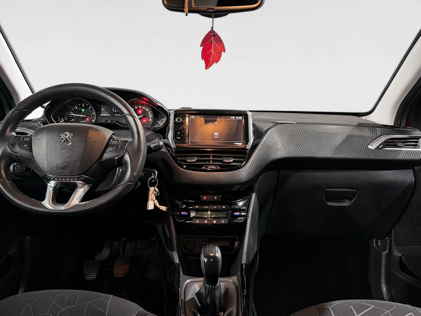 Peugeot 2008 2019 photo 9
