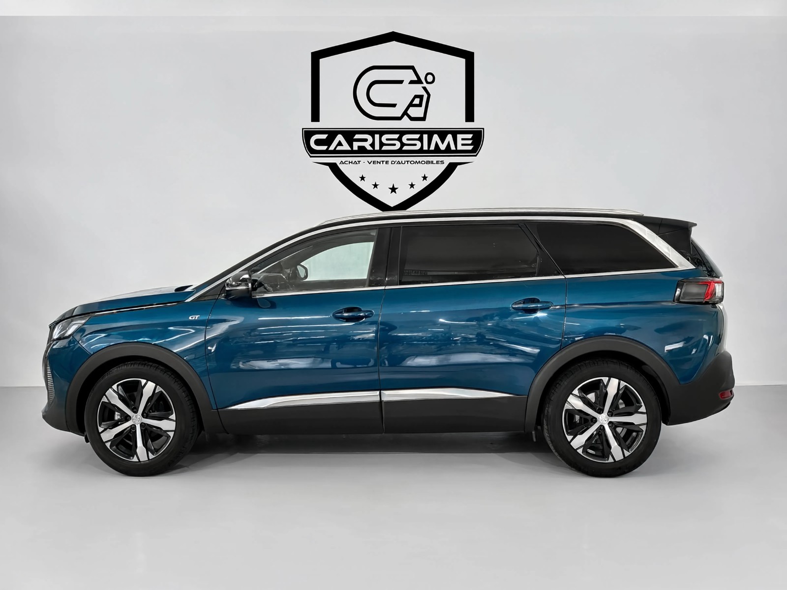 Peugeot 5008 2022 poste de conduite