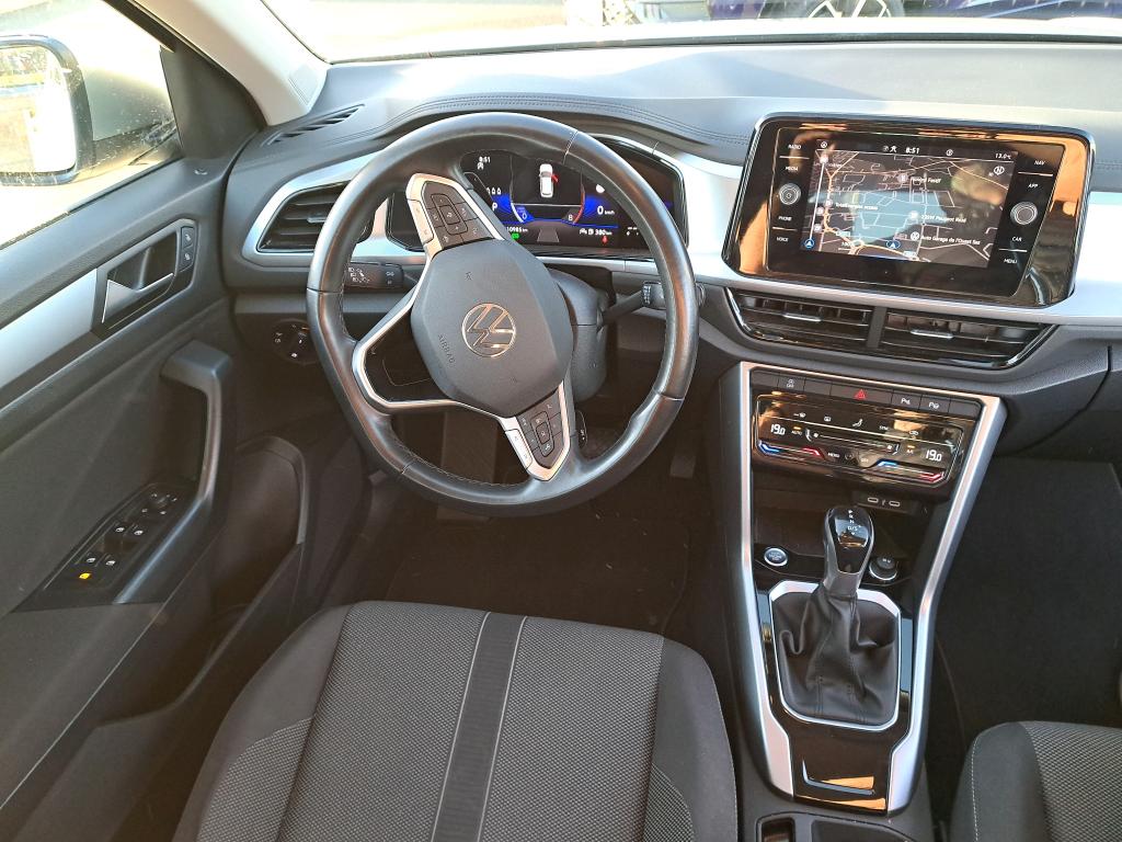 Volkswagen T-Roc 2023 poste de conduite