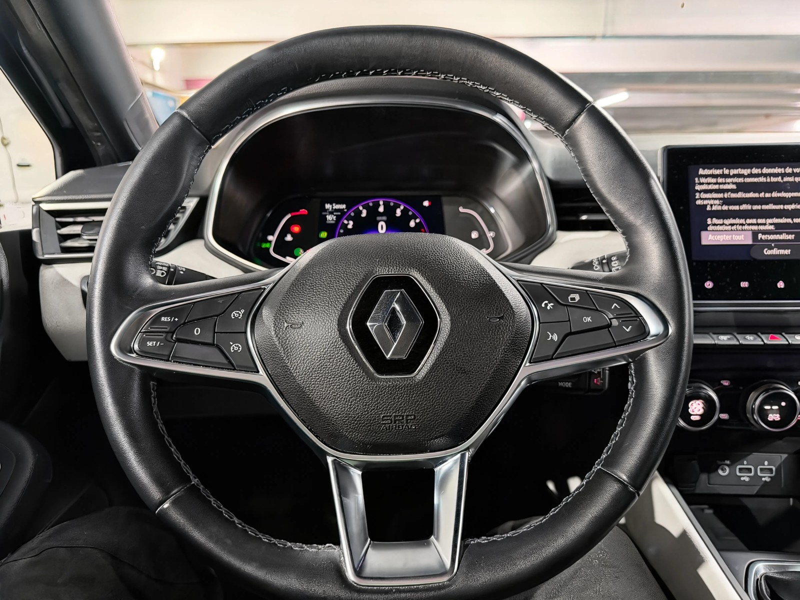 Renault Clio V 2020 photo 14