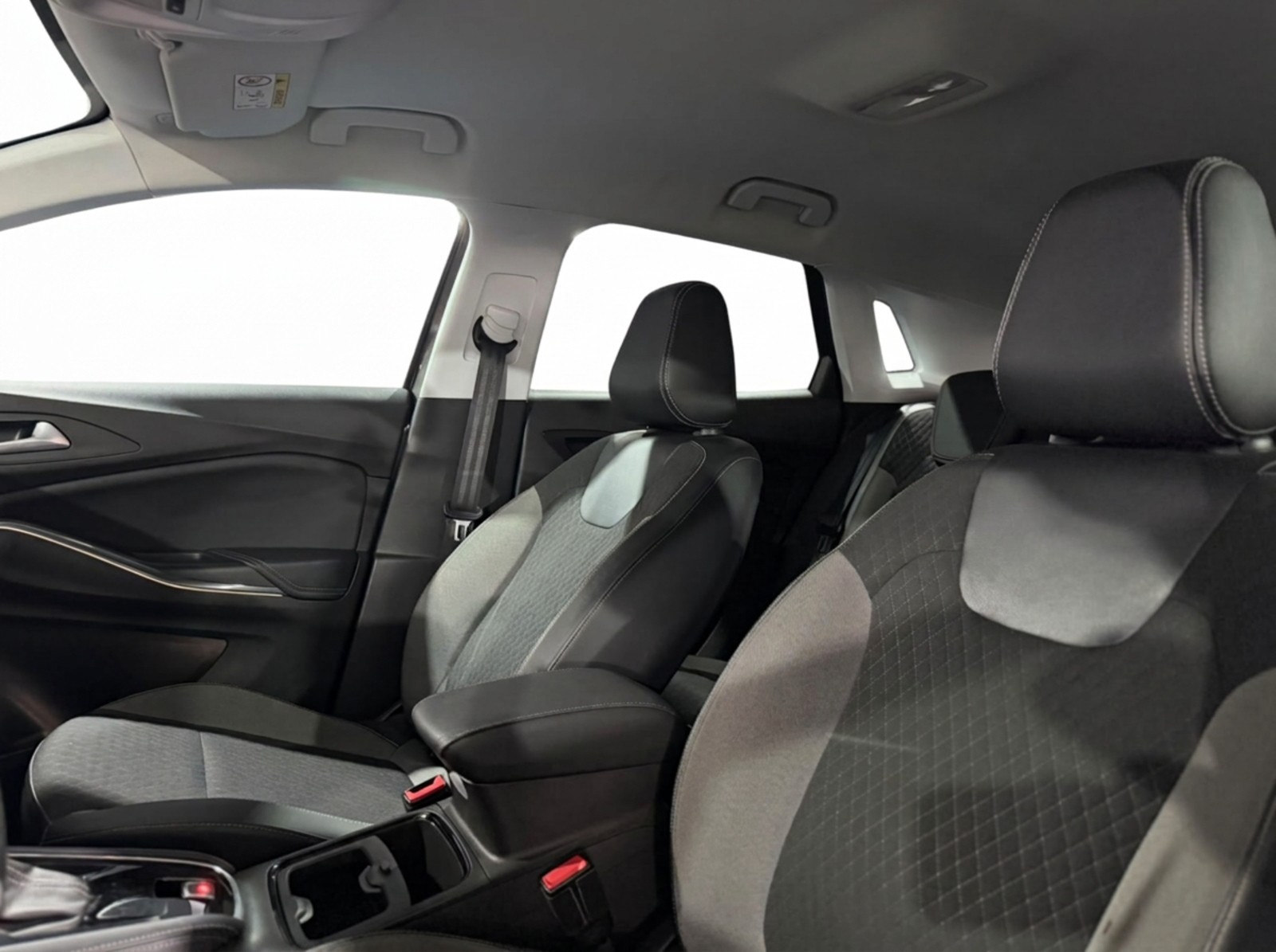 Opel Grandland X 2020 photo 9