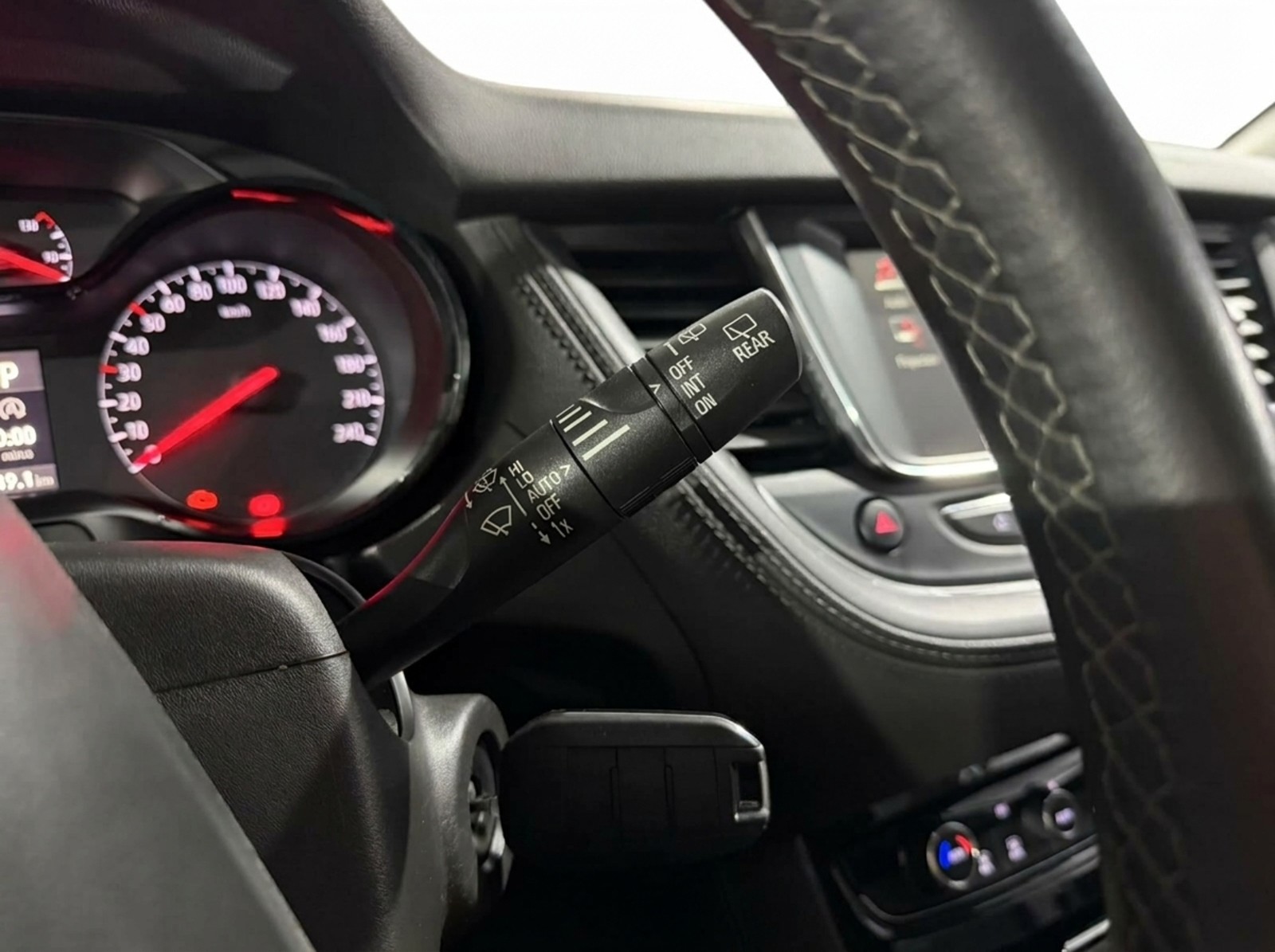 Opel Grandland X 2020 détail intérieur