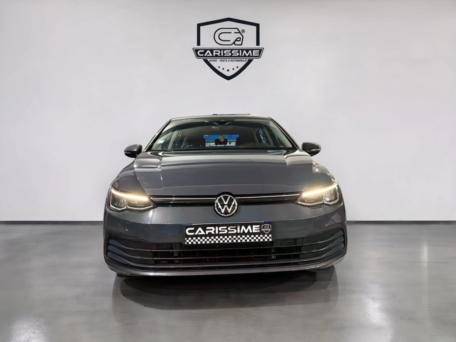 Volkswagen Golf 2020 vue arrière ou latérale