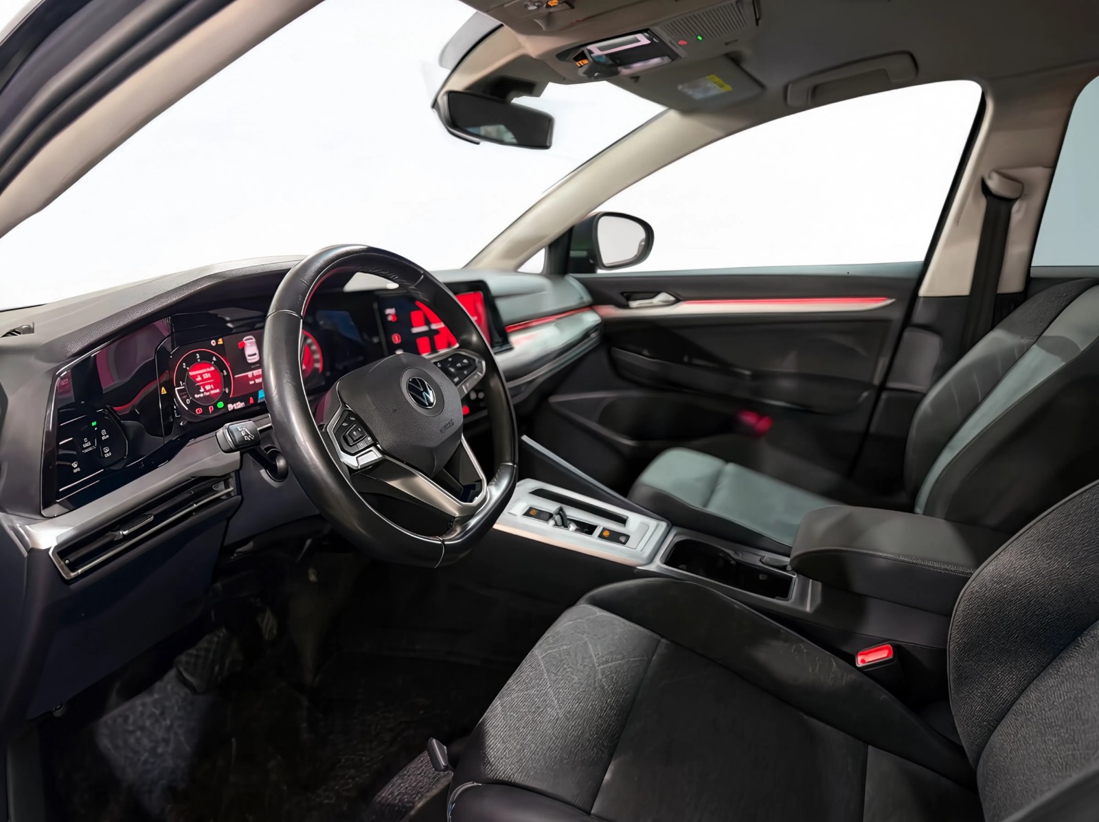 Volkswagen Golf 2020 coffre ou espace arrière