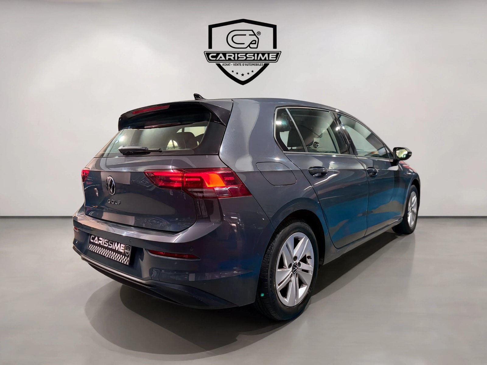 Volkswagen Golf 2020 poste de conduite