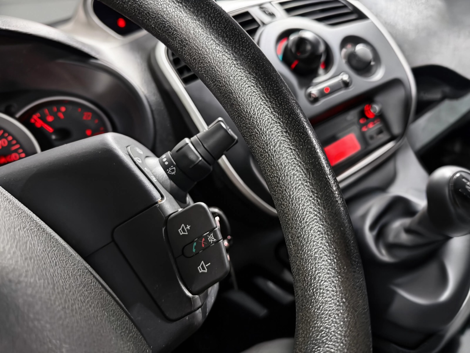 Renault Kangoo Express 2017 photo 16