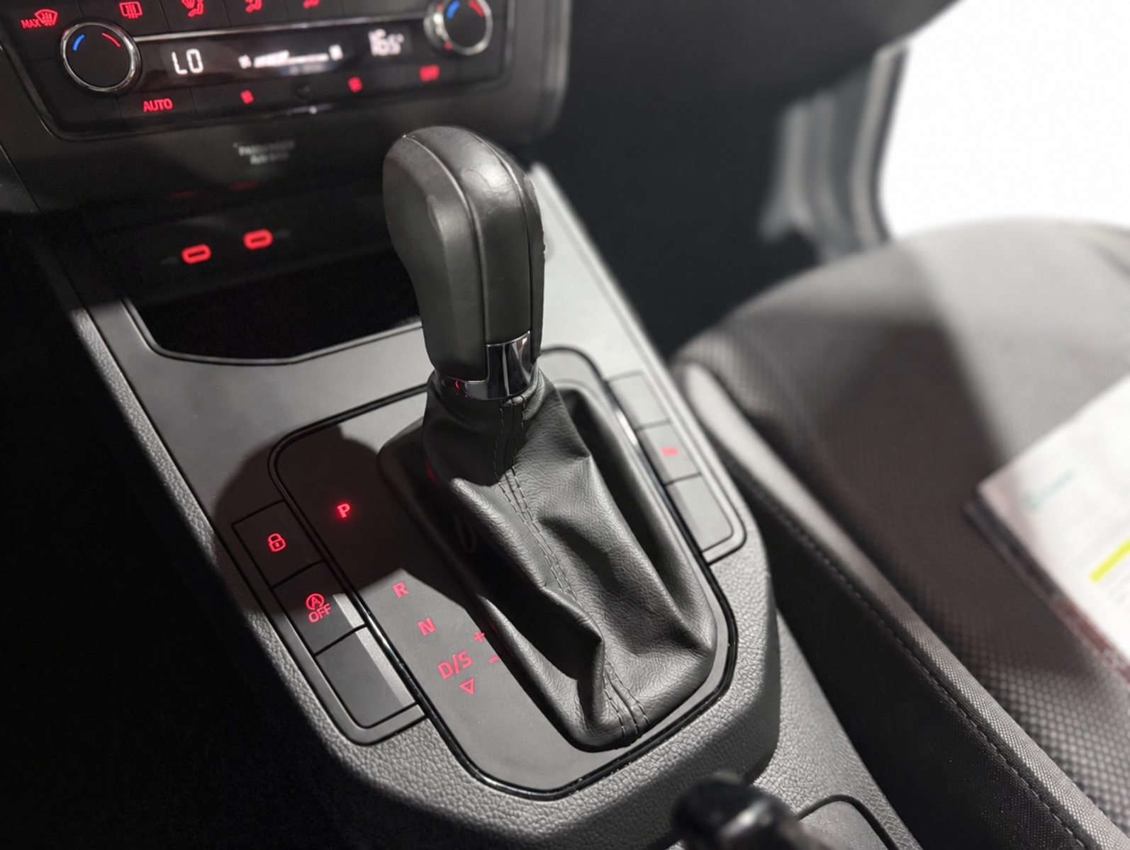 Seat Ibiza 2020 photo 15