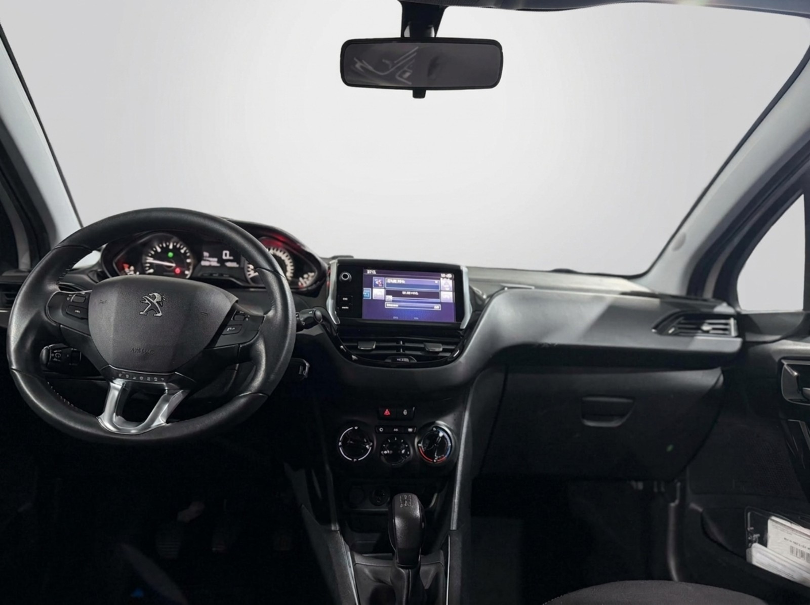 Peugeot 208 2017 vue arrière ou latérale