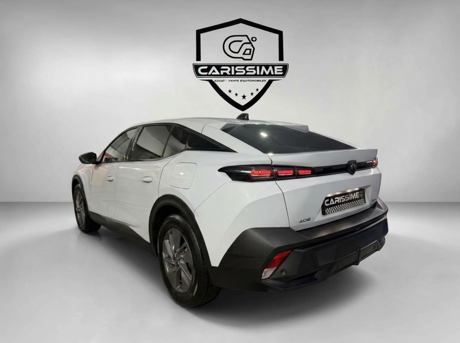 Peugeot 408 2024 coffre ou espace arrière