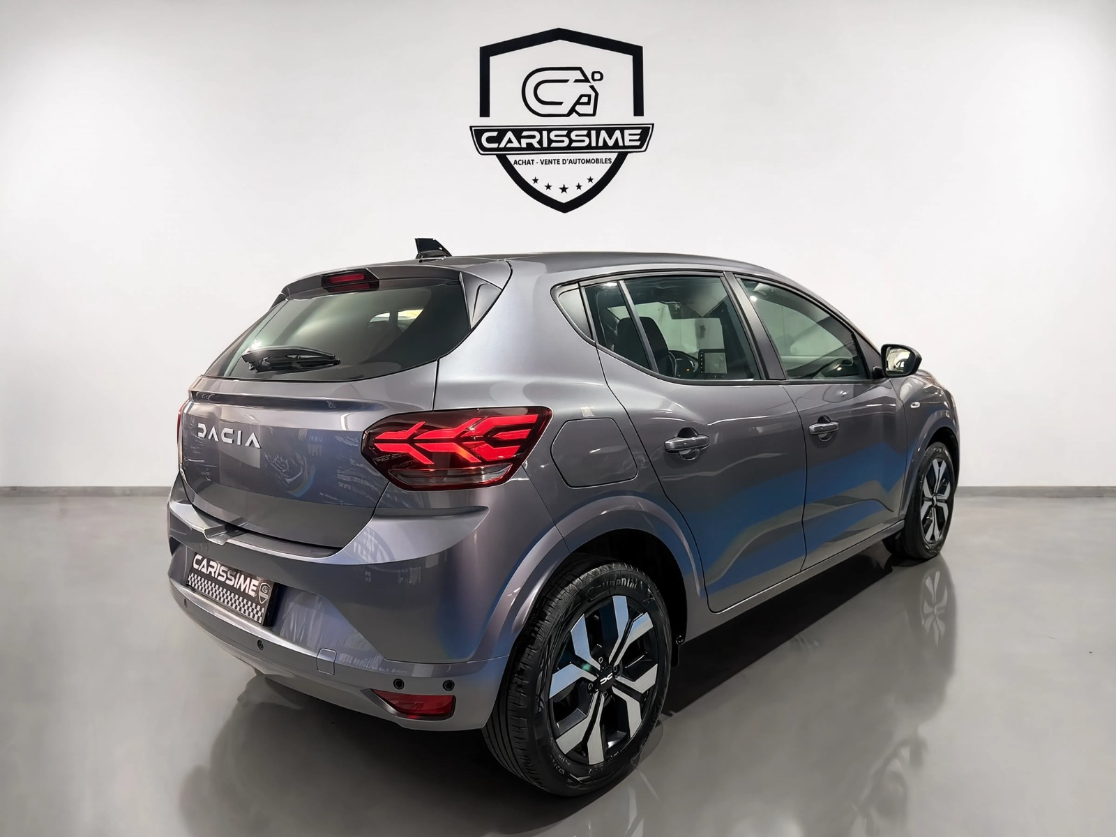 Dacia Sandero 2025 vue arrière ou latérale