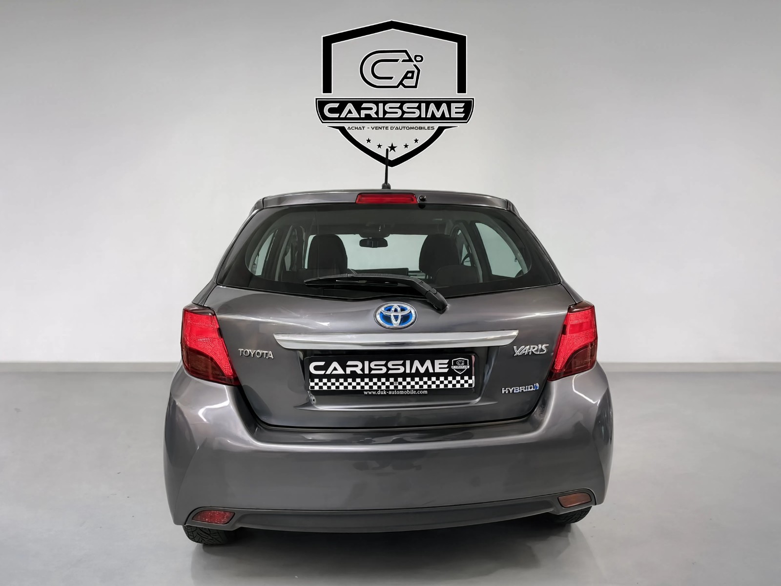 Toyota Yaris 2015 vue arrière ou latérale