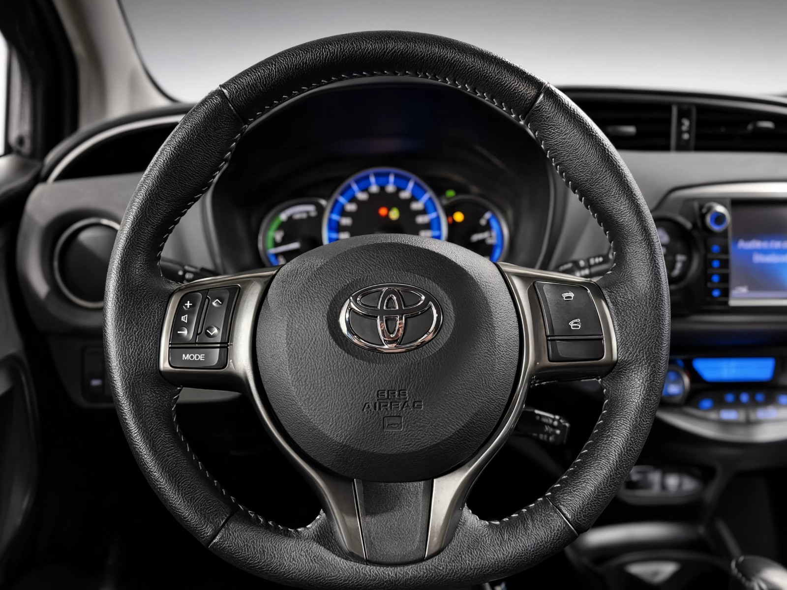 Toyota Yaris 2015 détail du véhicule