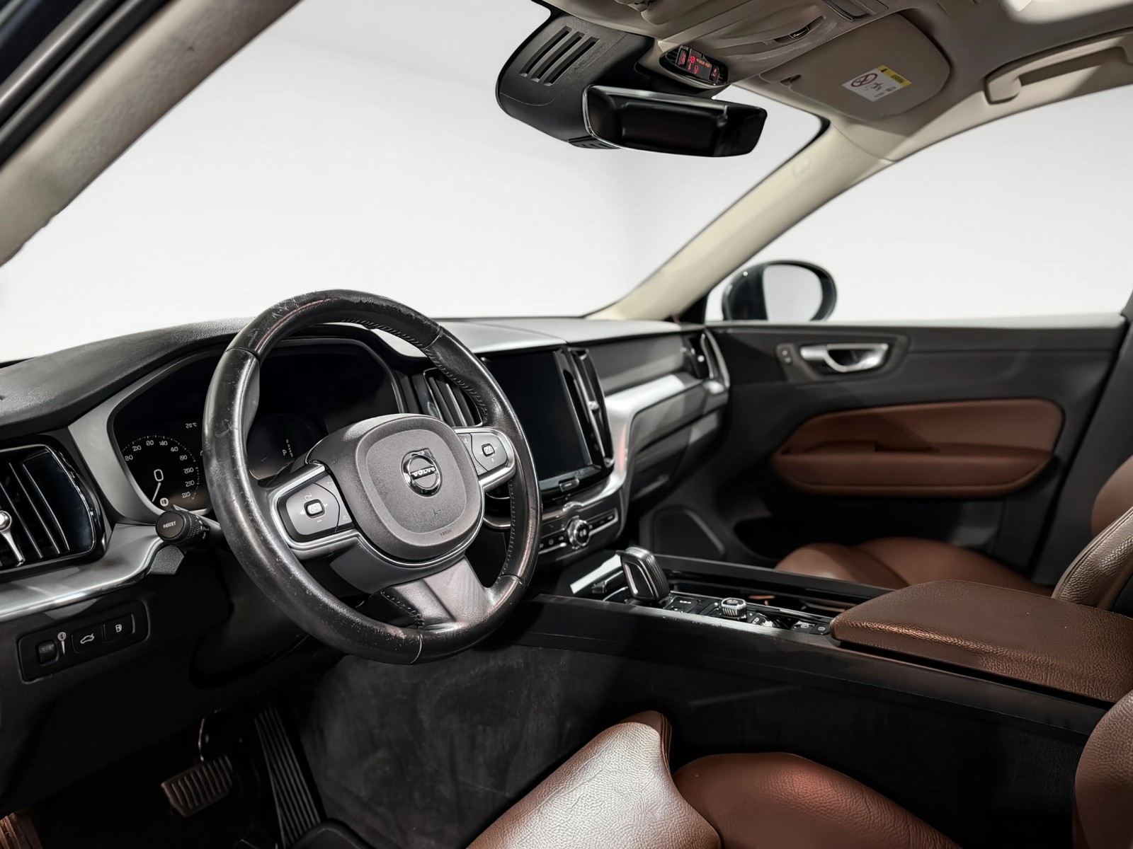 Volvo Xc60 2019 photo 11
