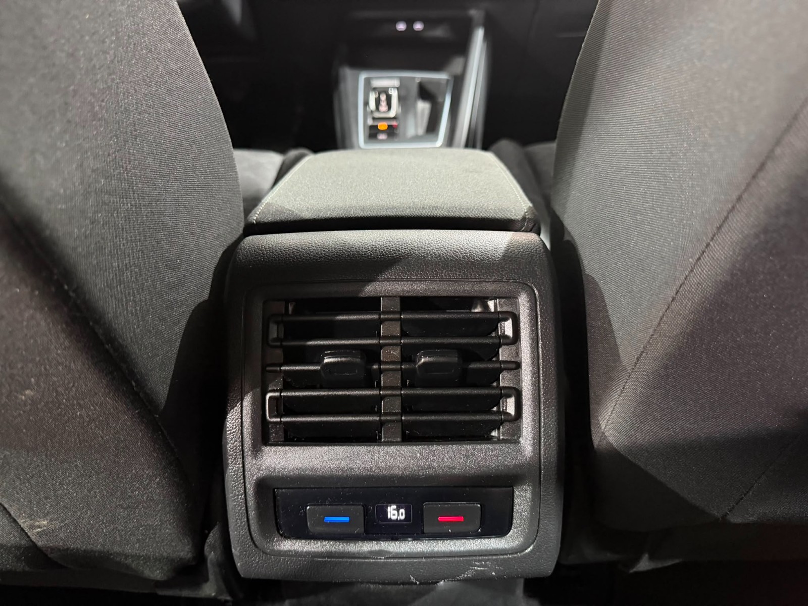 Volkswagen Golf 2020 photo 12