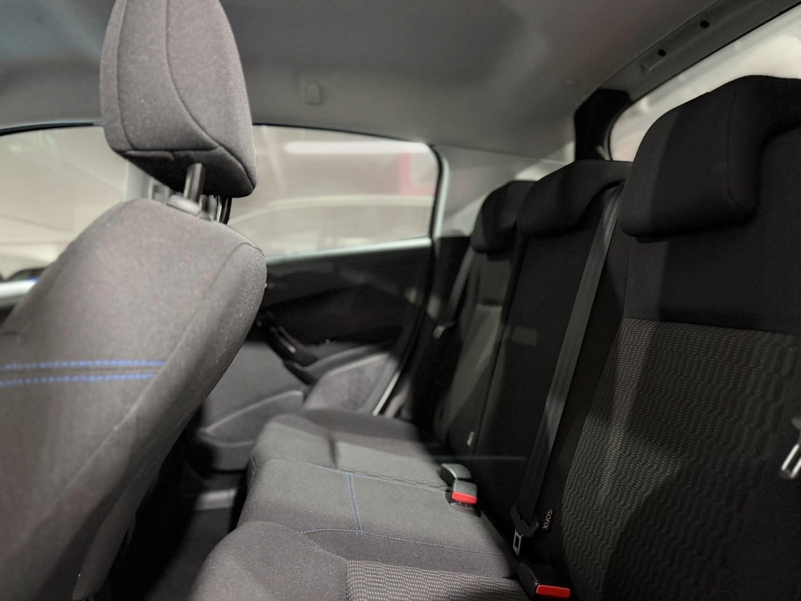 Peugeot 208 2019 photo 10