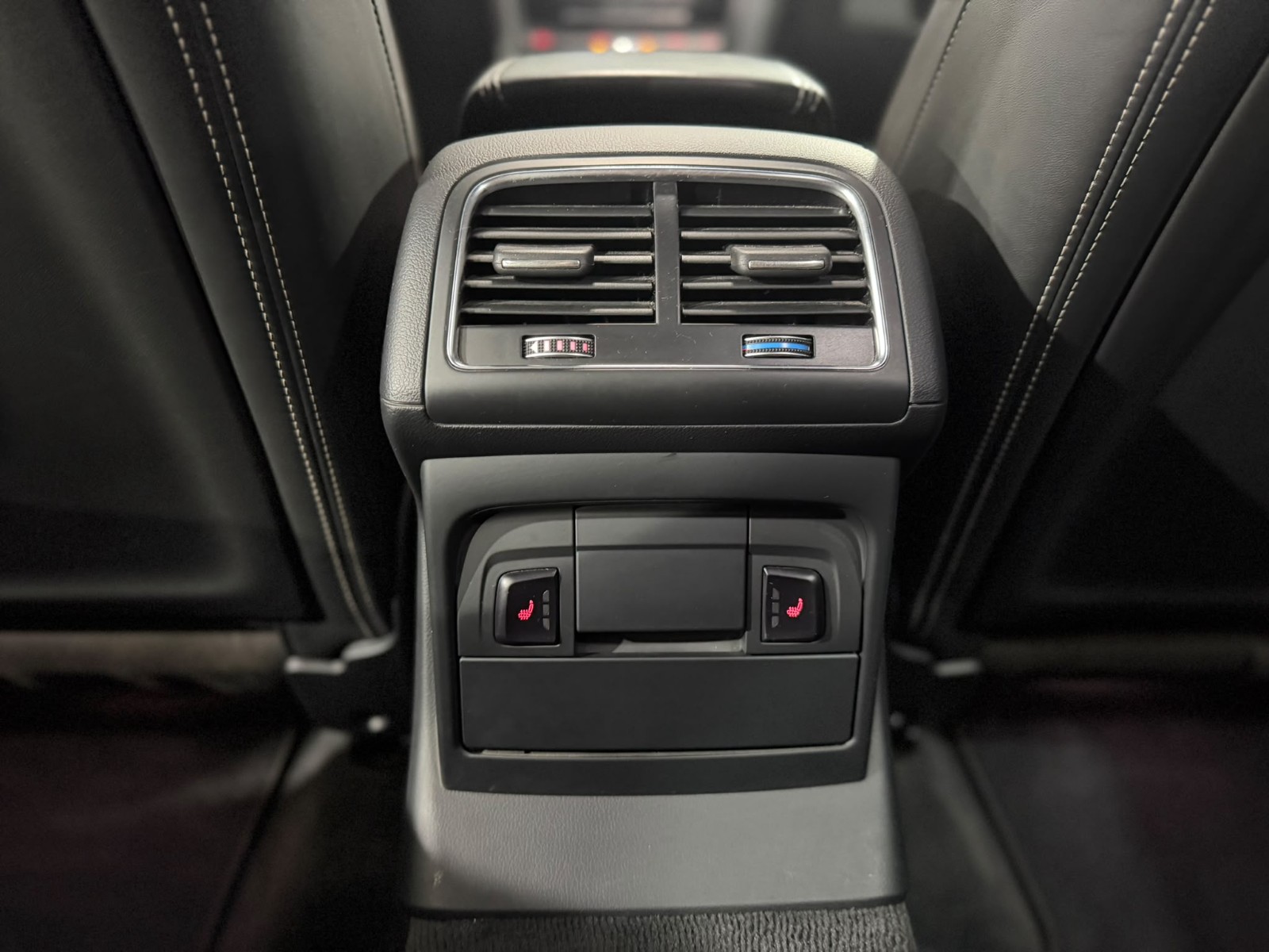 Audi Sq5 2016 photo 22