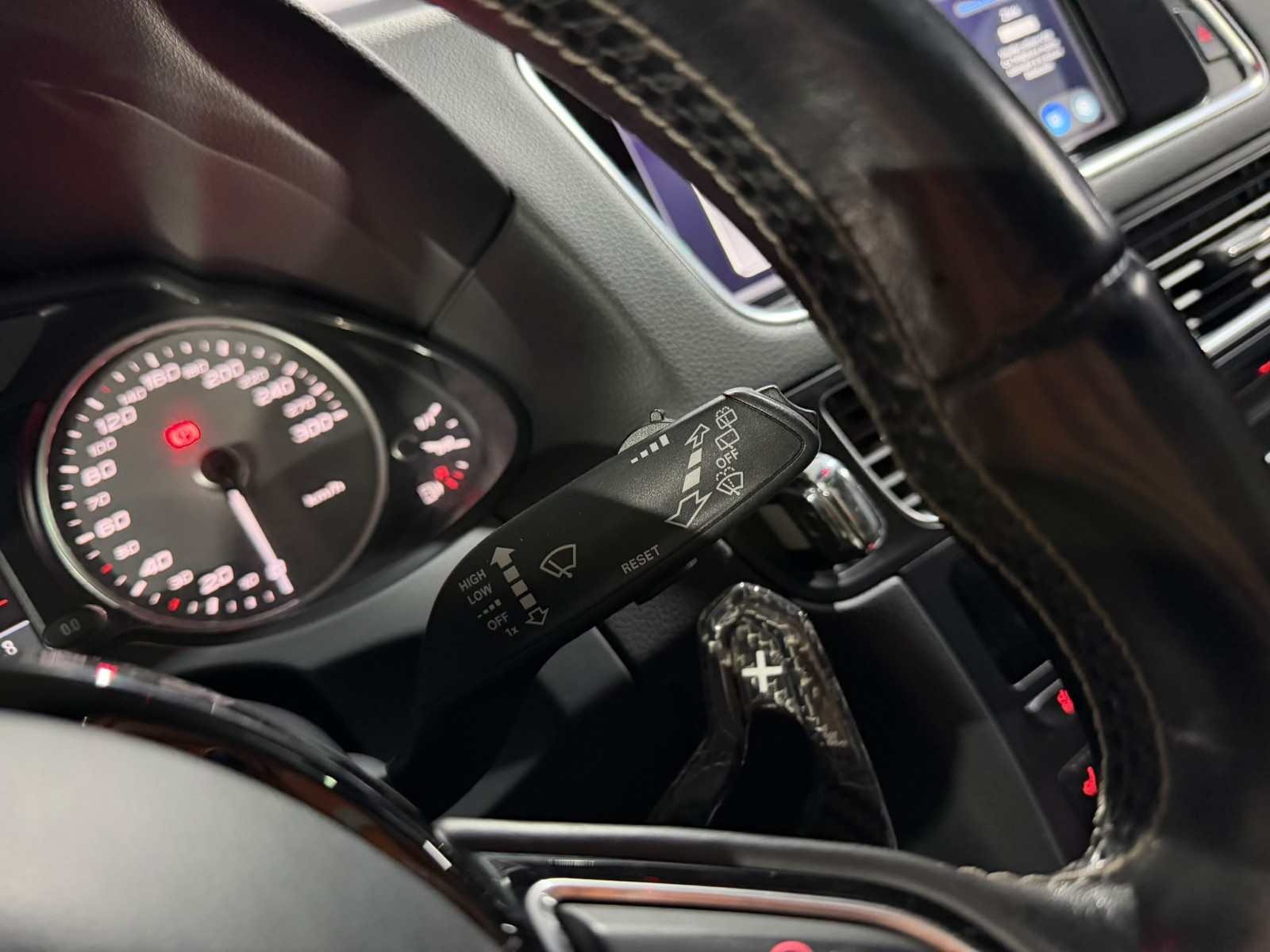 Audi Sq5 2016 photo 14