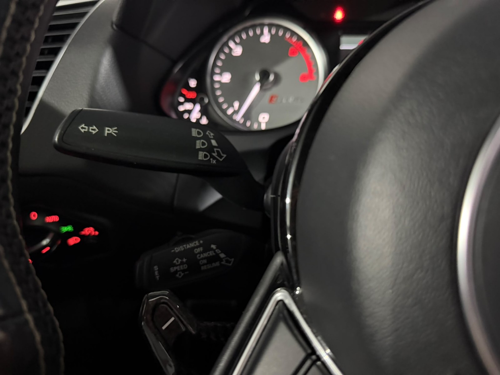 Audi Sq5 2016 photo 13