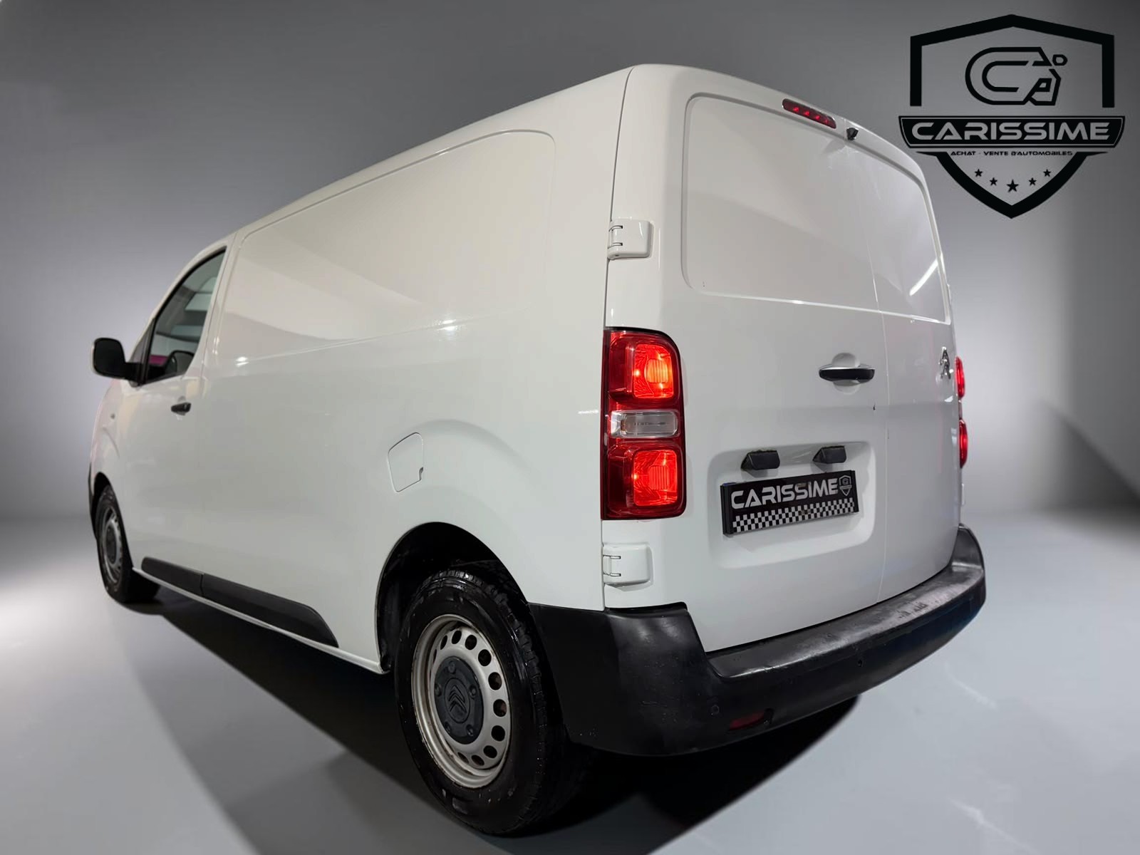 Citroen Jumpy Fourgon 2017 poste de conduite