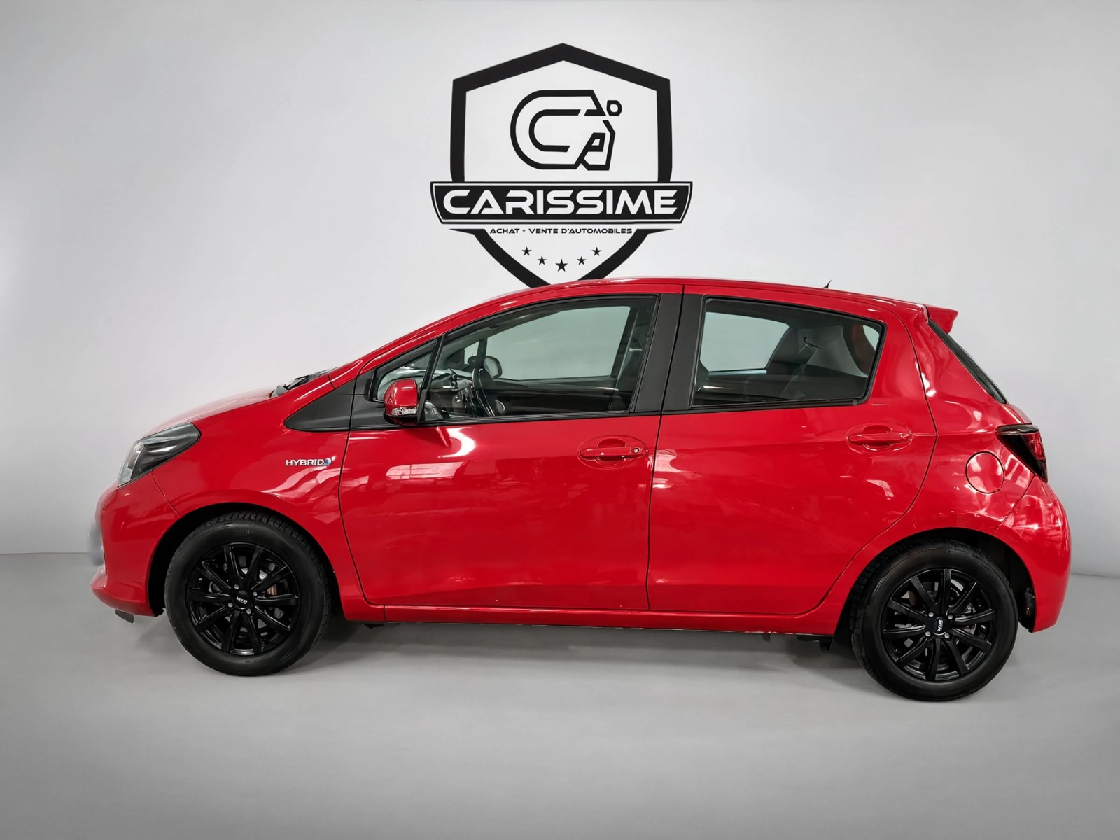 Toyota Yaris 2015 vue arrière ou latérale
