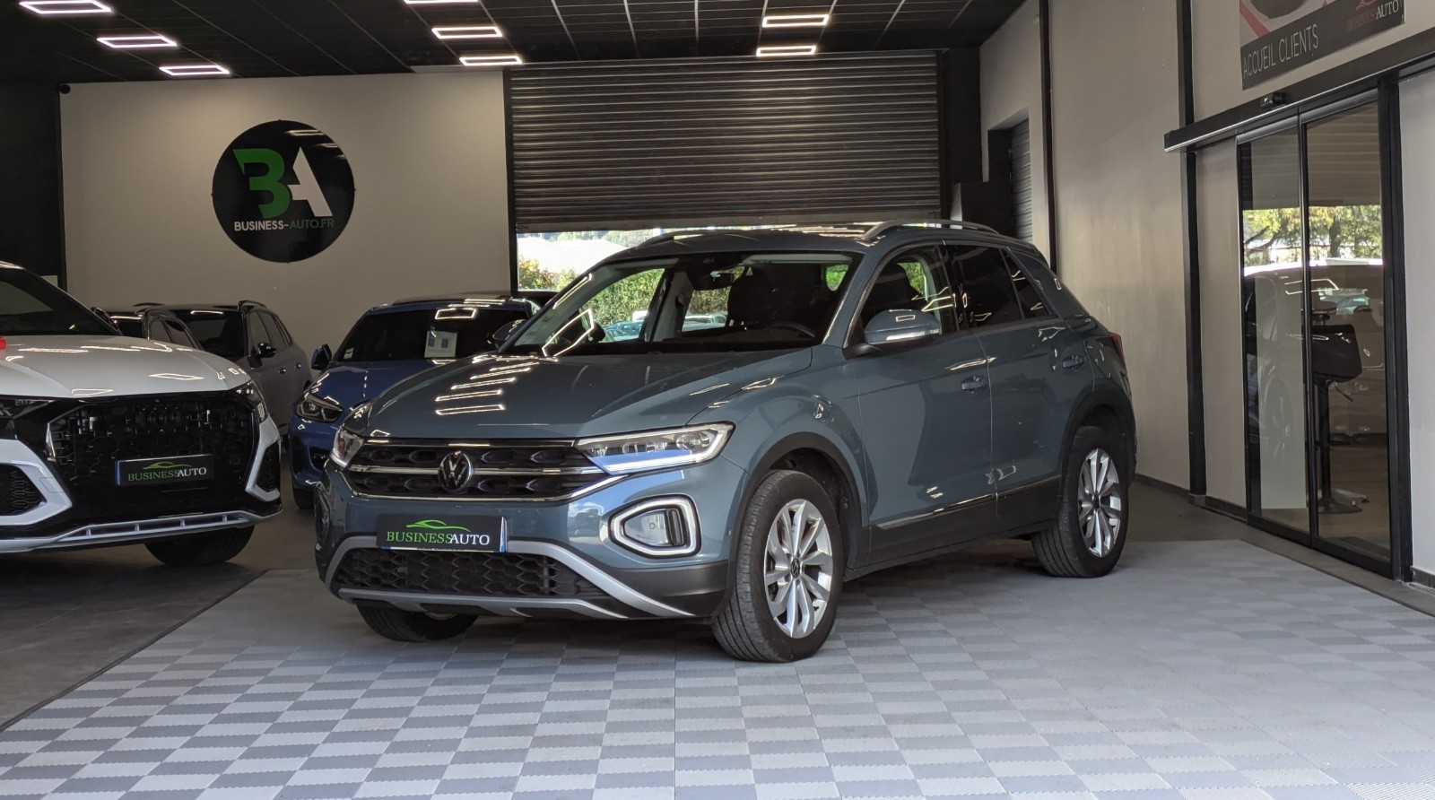 VOLKSWAGEN T-ROC 2.0 TDI 150cv DSG7 4Motion Style / CarPlay / Virtual Cockpit / Camera / TVA