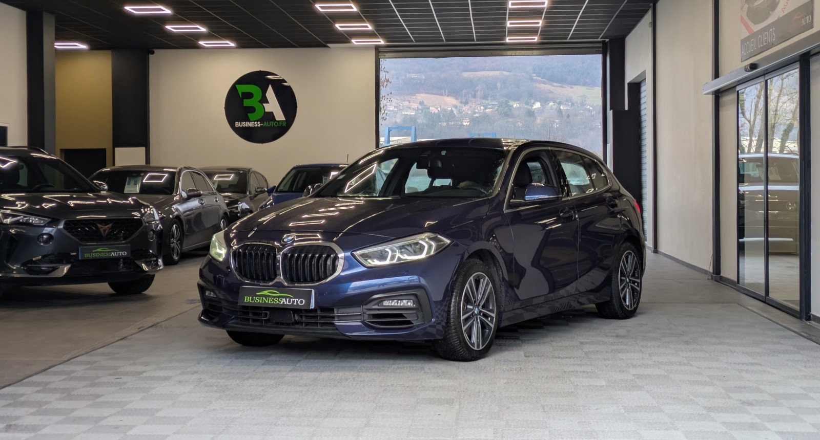 BMW SERIE 1 F40 118i 140cv DKG7 Lounge / GPS / Caméra de recul / Bluetooth