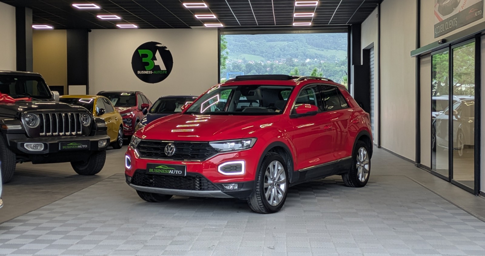 VOLKSWAGEN T-ROC 2.0 TSI 190cv Start/Stop DSG7 4Motion Carat / GPS / Caméra de recul / CarPlay / Select Drive