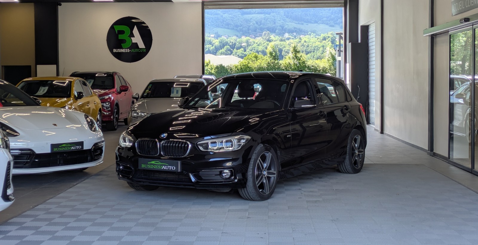 BMW SERIE 1 F20 LCI 118i 136 ch Sport A