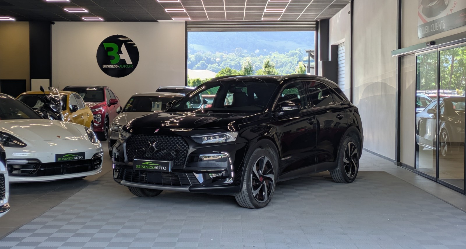 DS DS7 CROSSBACK 2.0 HDi 180cv EAT8 Performance Line+ / GPS / CarPlay / Camera
