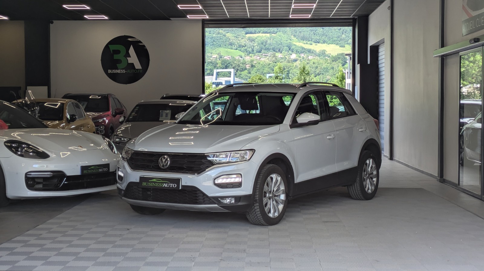 VOLKSWAGEN T-ROC 1.0 TSI 115cv Lounge / Camera / GPS / Crit'Air 1