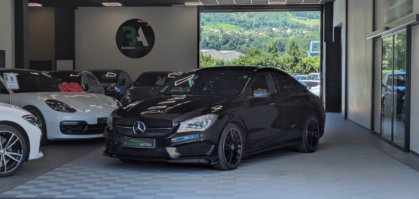 MERCEDES CLASSE CLA 220 CDI 170cv Fascination 7-G DCT A / Pack AMG / Toit Ouvrant / GPS / Camera