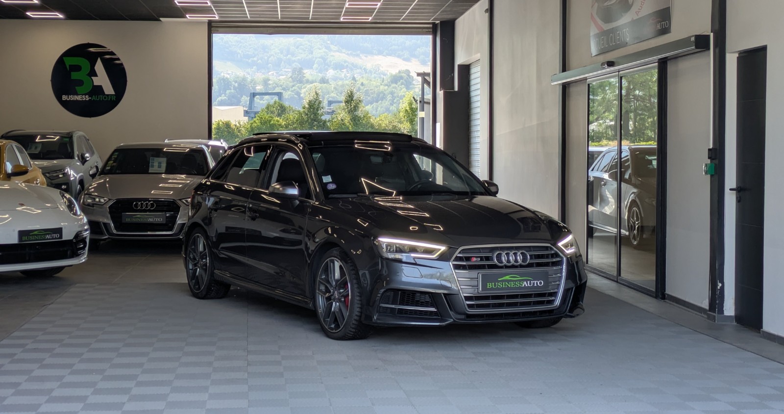 AUDI S3 SPORTBACK 2.0 TFSI 310cv S tronic 7 Quattro / Toit Ouvrant / B&O / Virtual Cockpit / Camera