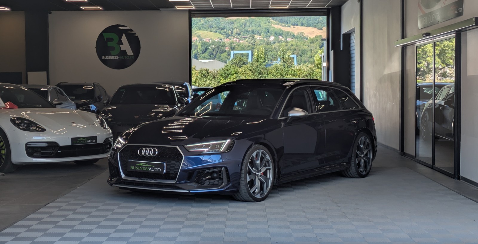 AUDI RS4 AVANT 2.9 V6 TFSI 450cv Tiptronic 8 / Toit Ouvrant / Pack Carbone / B&O / Camera 360