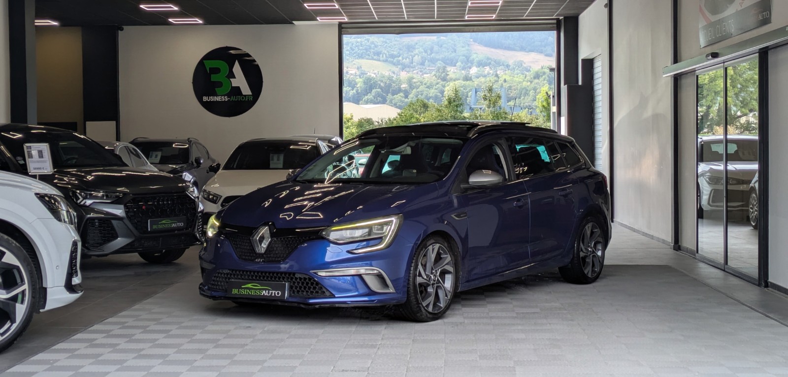 RENAULT MEGANE IV ESTATE dCi 165 Energy EDC GT