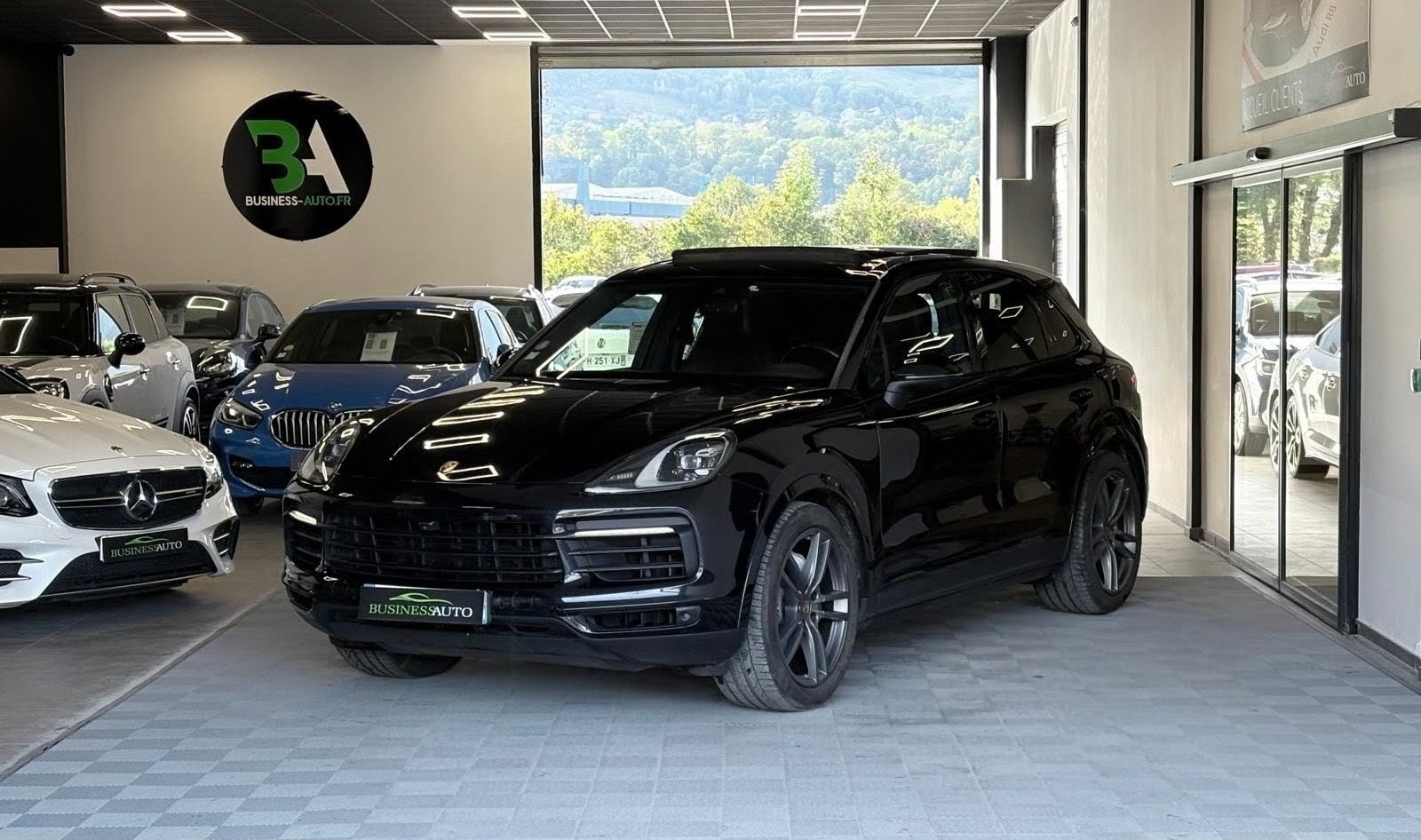 PORSCHE CAYENNE