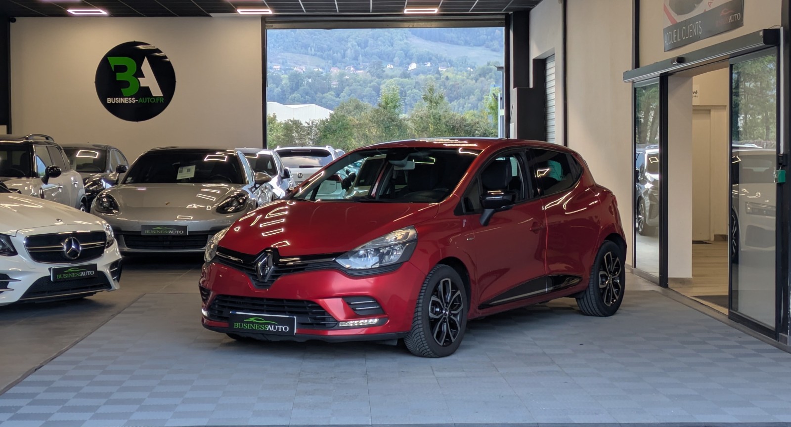 RENAULT CLIO
