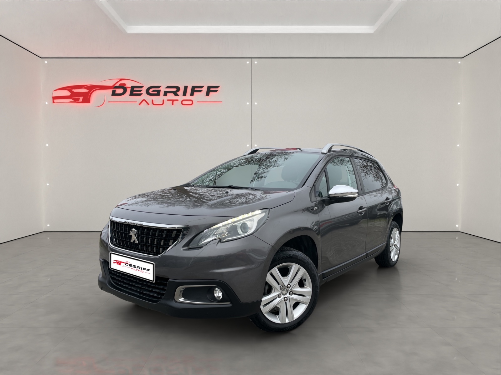 PEUGEOT 2008 82ch BVM5 Allure