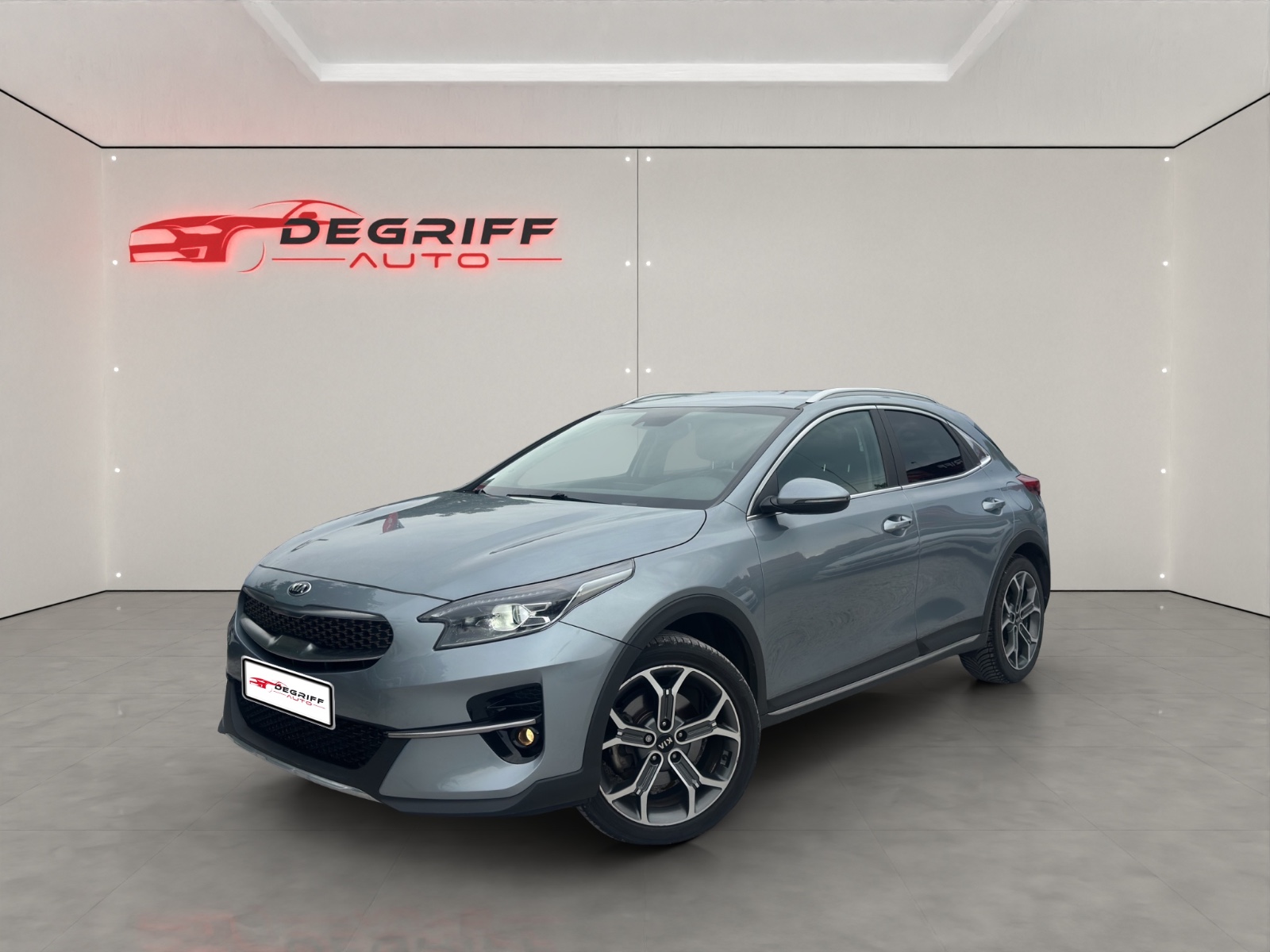 KIA XCEED MY21 1.6 CRDi 136 ch MHEV DCT7 Design kit distri fait avec toutes les factures d'entretien