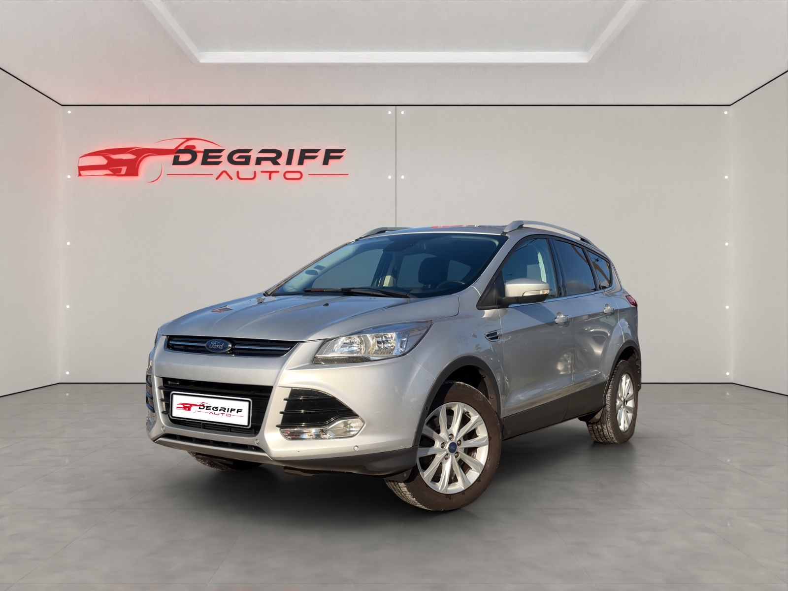 FORD KUGA 2.0 TDCi 120 S&S 4x2 Titanium