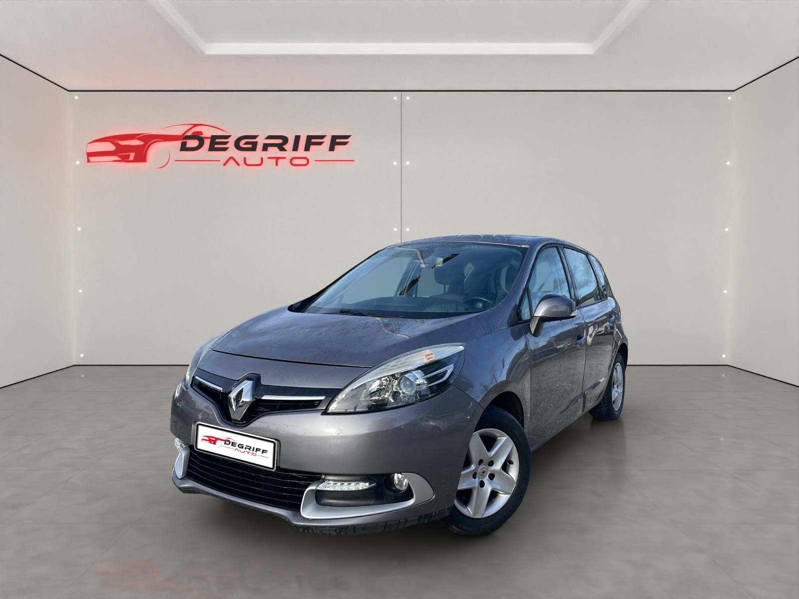RENAULT SCENIC III dCi 130 Energy FAP eco2 Bose Edition