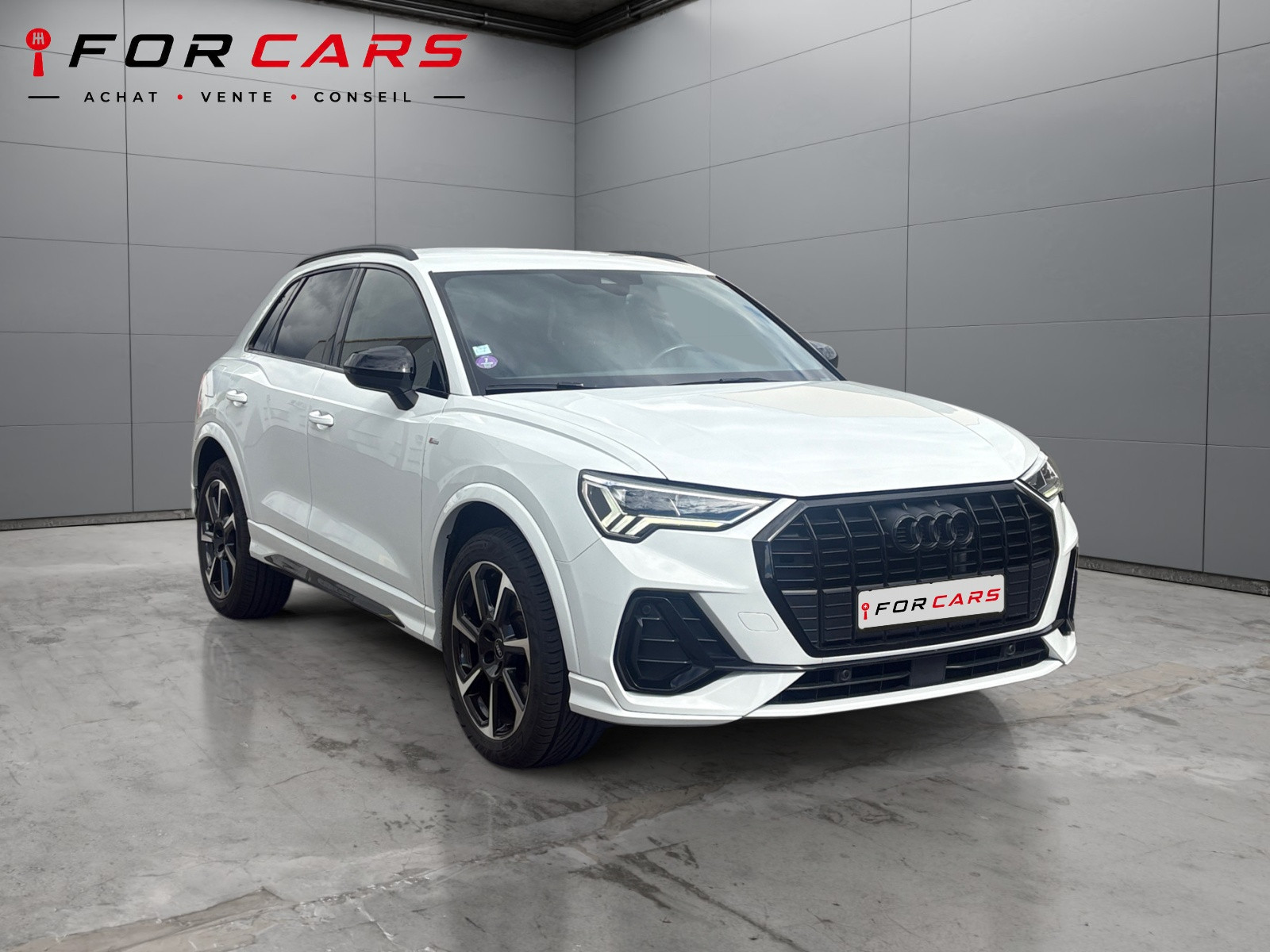 AUDI Q3 Q3 45 TFSIe 245 ch S tronic 6 S line / ENTRETIEN COMPLET