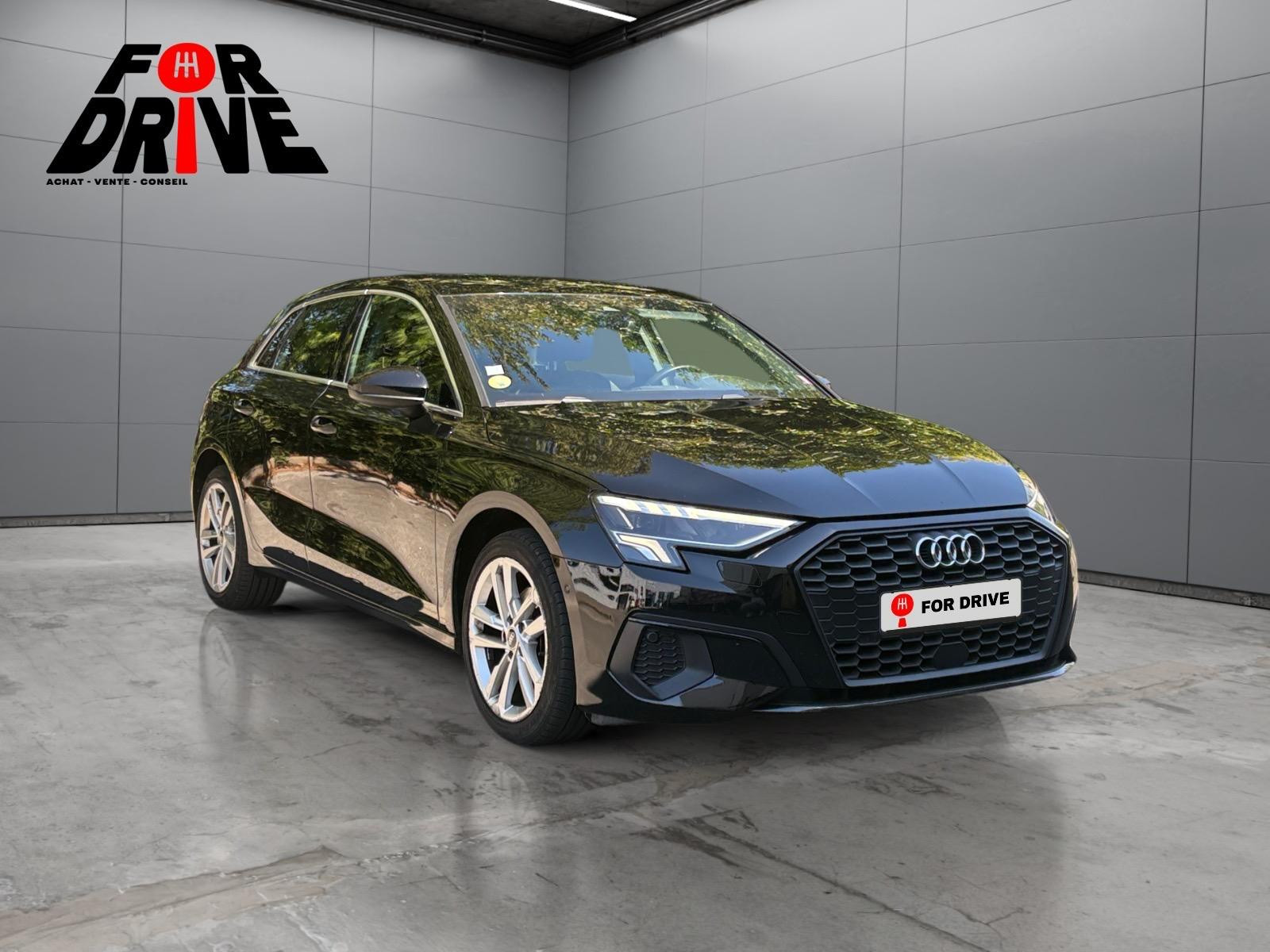 AUDI A3 SPORTBACK 35 TDI 150 S tronic 7 Business line / ENTRETIEN COMPLET