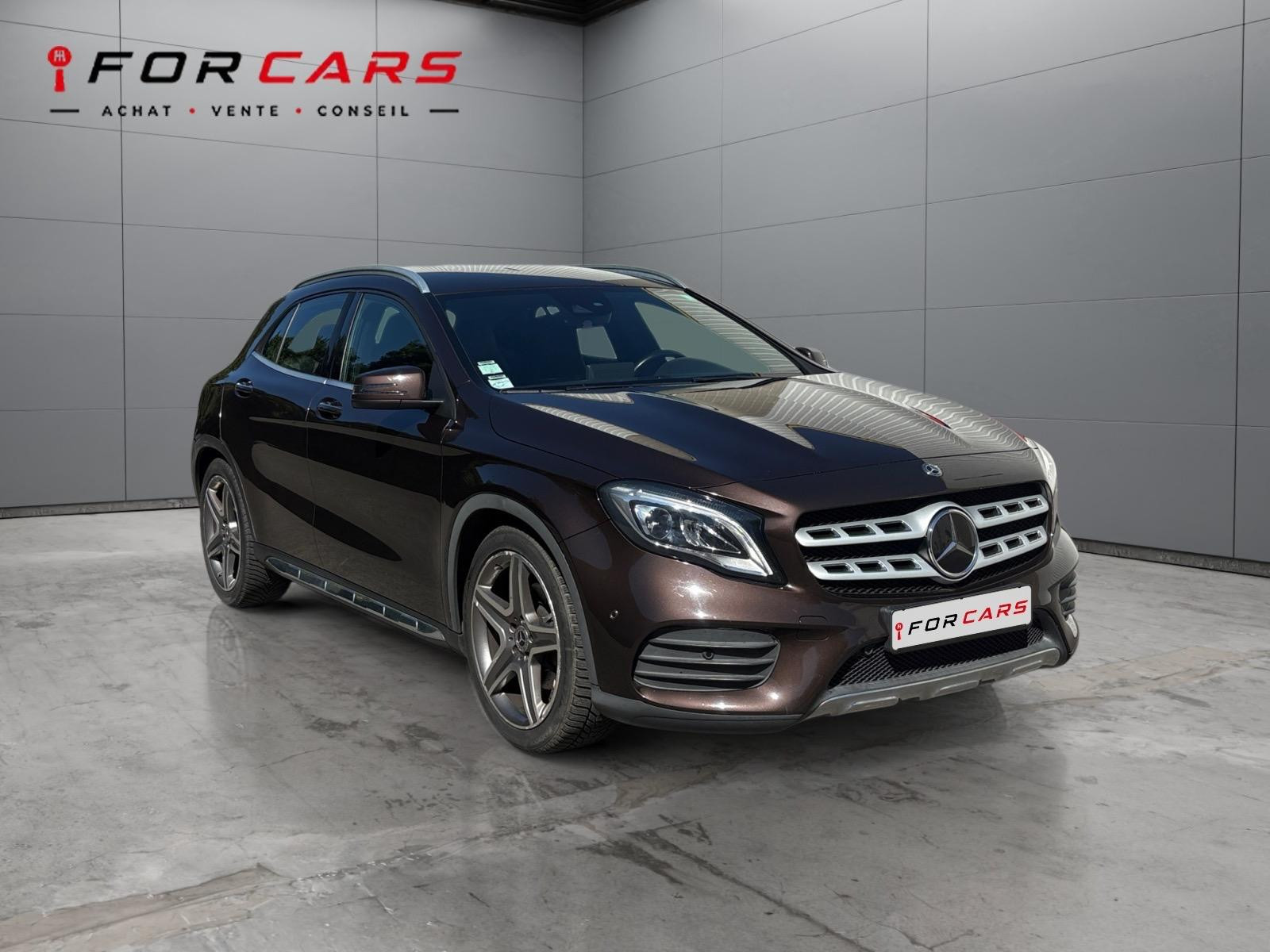 MERCEDES GLA 250 7-G DCT 4-Matic Fascination / ENTRETIEN COMPLET MERCEDES
