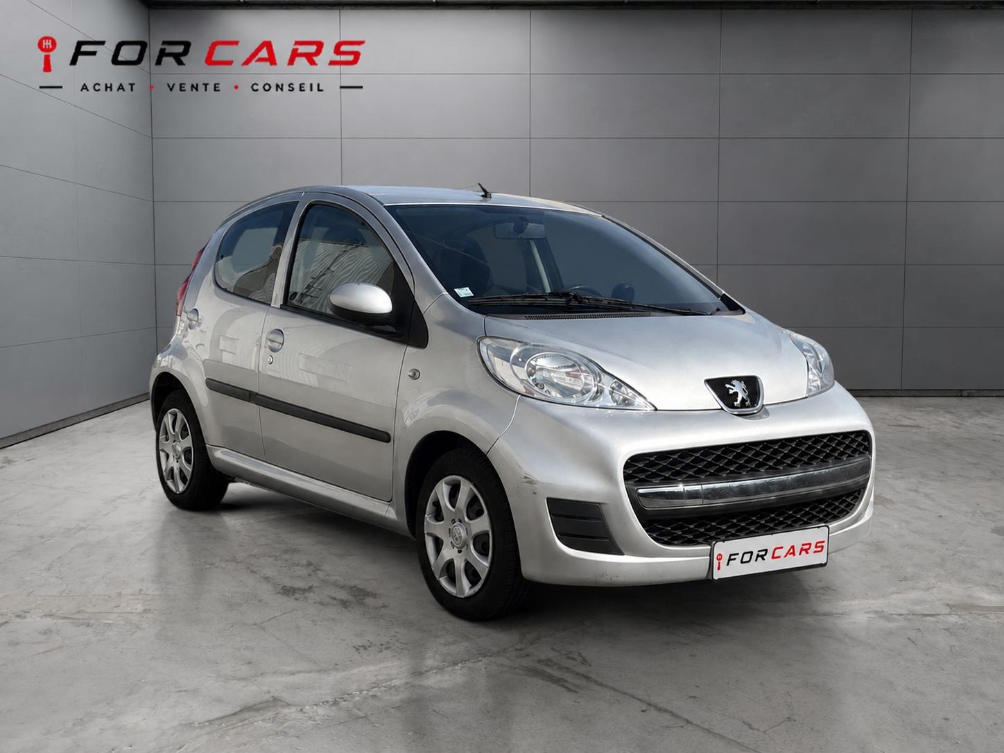 PEUGEOT 107 1.0e 12V 68ch BLUE LION 2-Tronic Urban Move