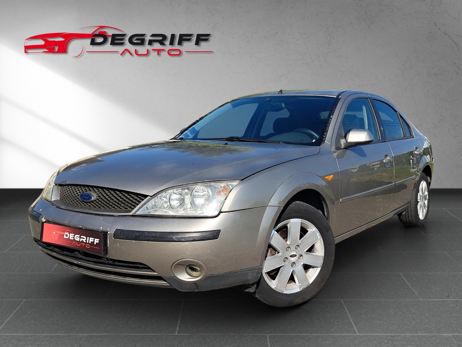 FORD MONDEO 2.0i Ghia