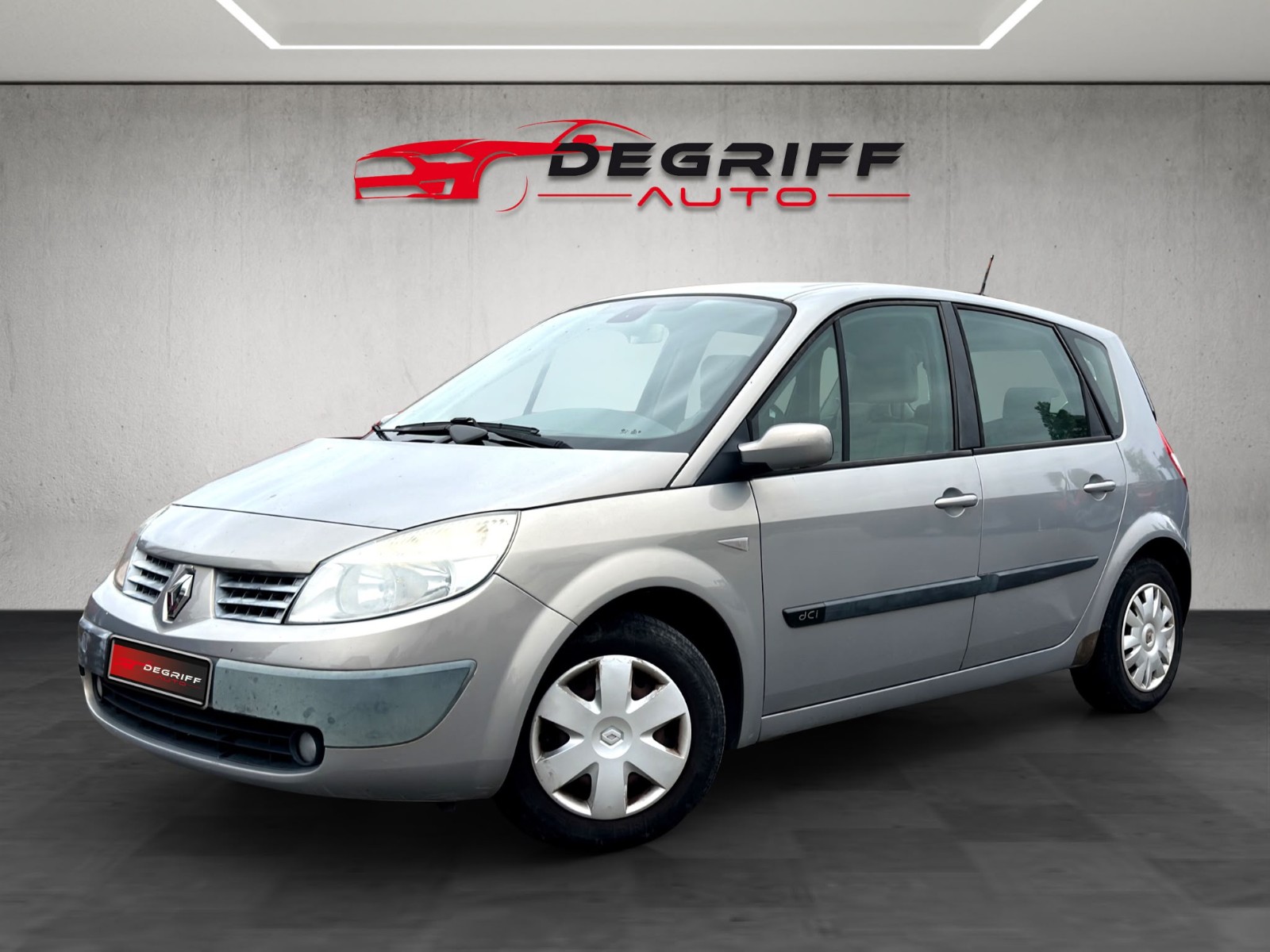 RENAULT SCENIC II 1.5 dCi 100 Confort Authentique
